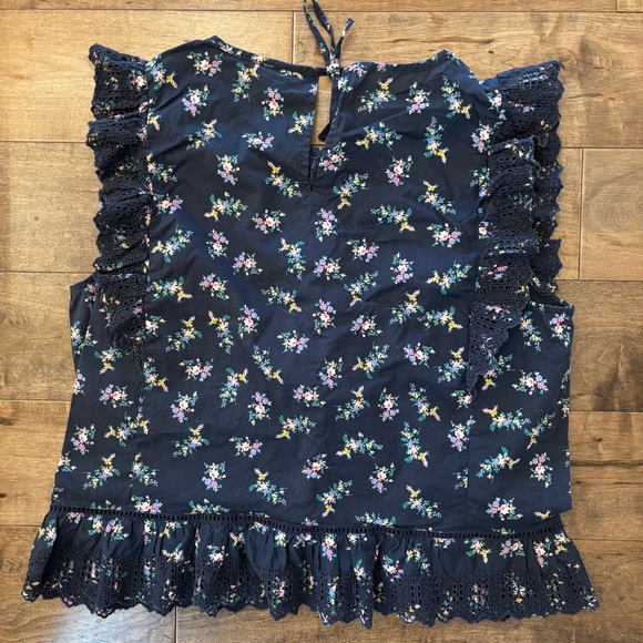 Floral Ruffle Navy Top - Picture 2 of 3